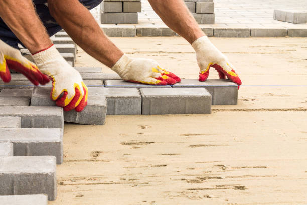 Best Driveway Pavers Near Me  in New London, WI