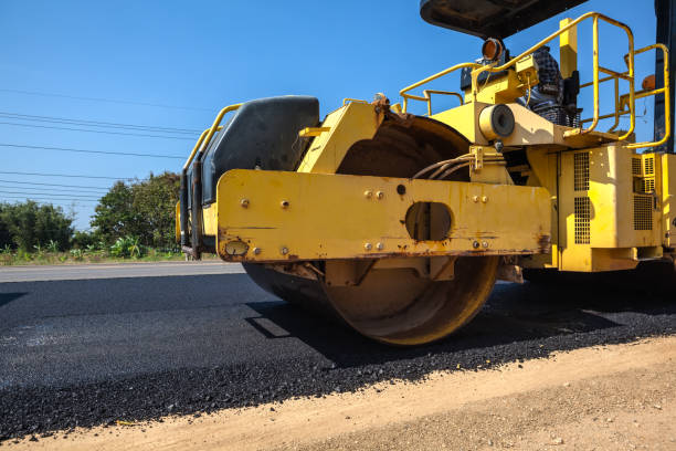 Best Driveway Resurfacing Pavers  in New London, WI